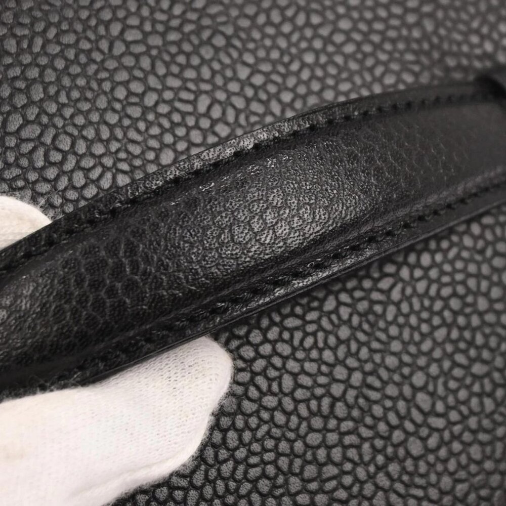 Chanel Black Calfskin Timeless Vanity Handbag 126186 - Picture 3 of 10